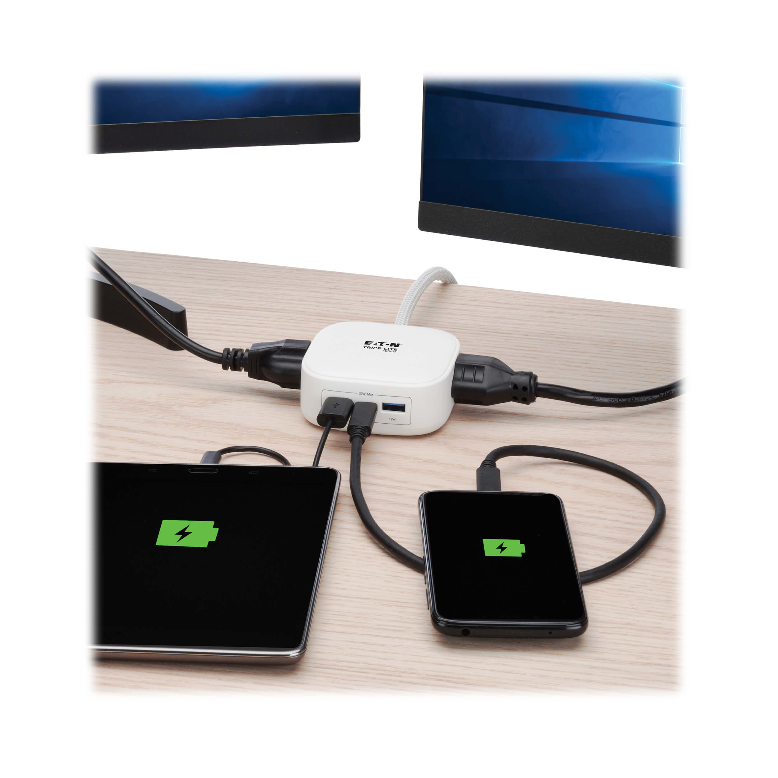 Power strip 2 Outlets, 2 USB Ports,1 USBC, 32W PD Charger