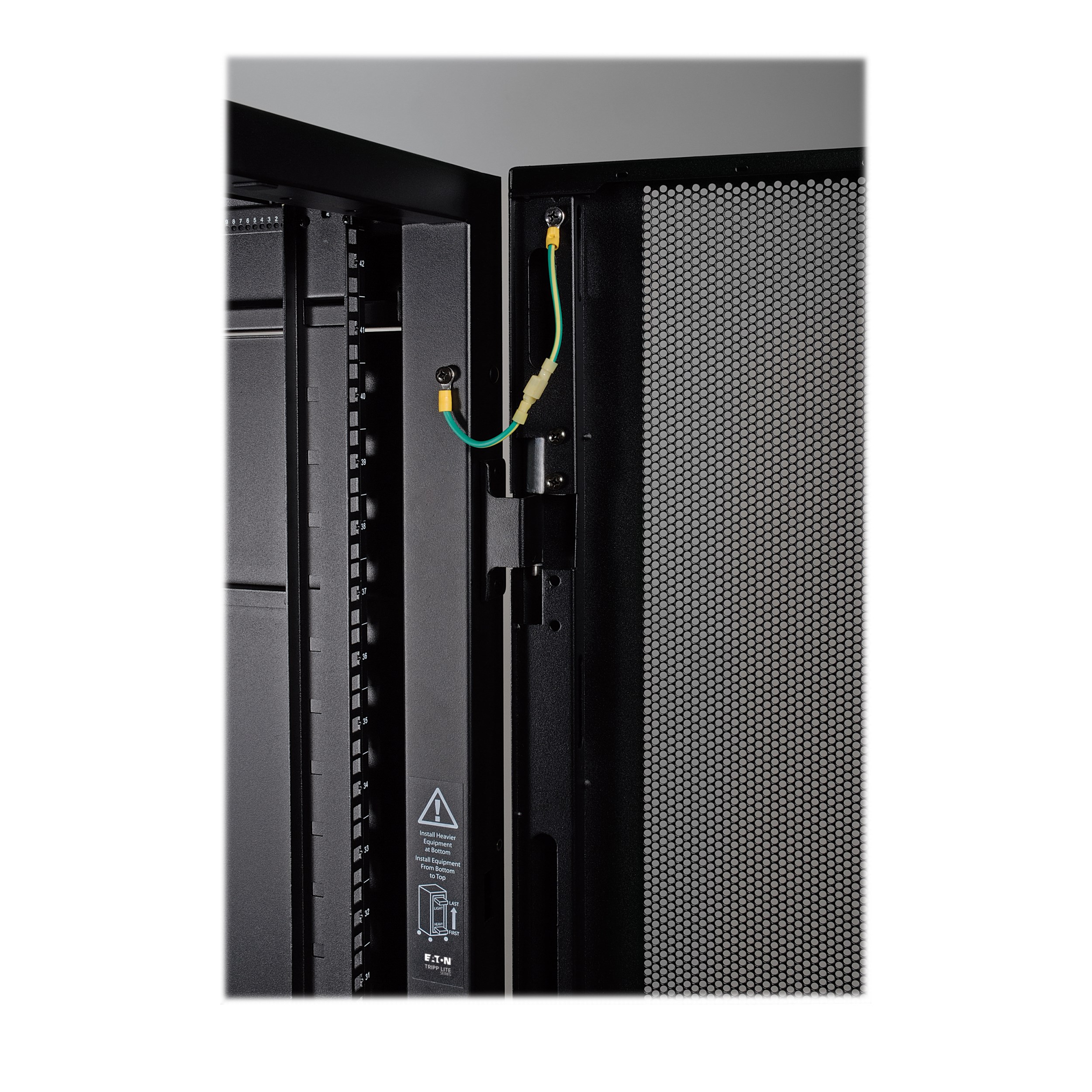 Wide Standard-Depth Server Rack Enclosure 45U | Eaton