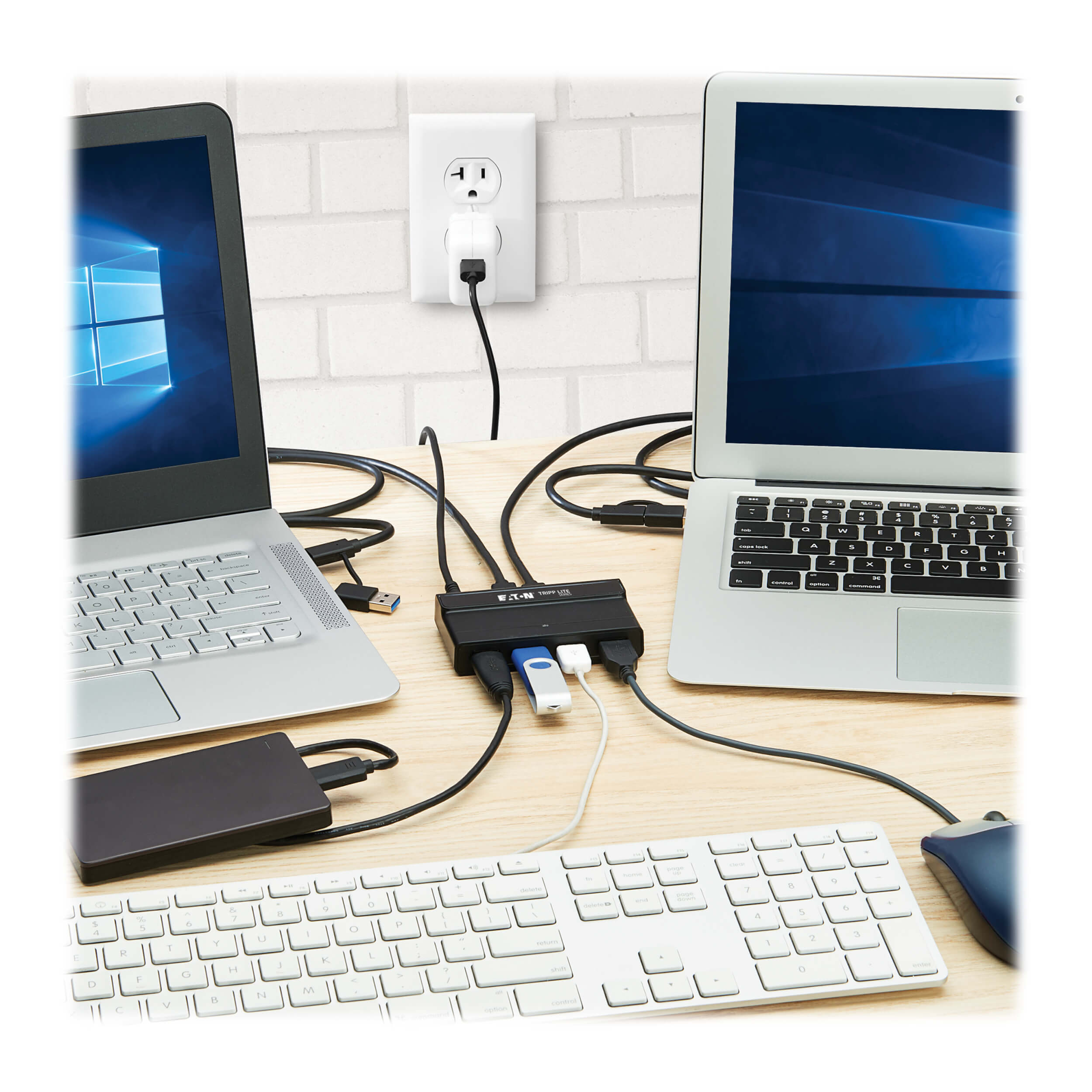 Peripheral Sharing Switch, 2x USB-C Host, 4x USB-A Device Ports | Eaton