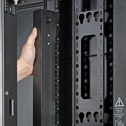 3 2 3 8kw Single Phase Switched Pdu 200 240v 20 C13 4 C19 C20 L6 20p Cable 0u Vertical 70 In Taa Pdumv20hvnet Tripp Lite